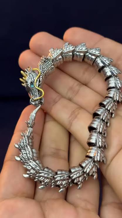 🐉 Brazalete Dragón de la Suerte: ¡Lleva Contigo la Fuerza y Prosperidad! ✨